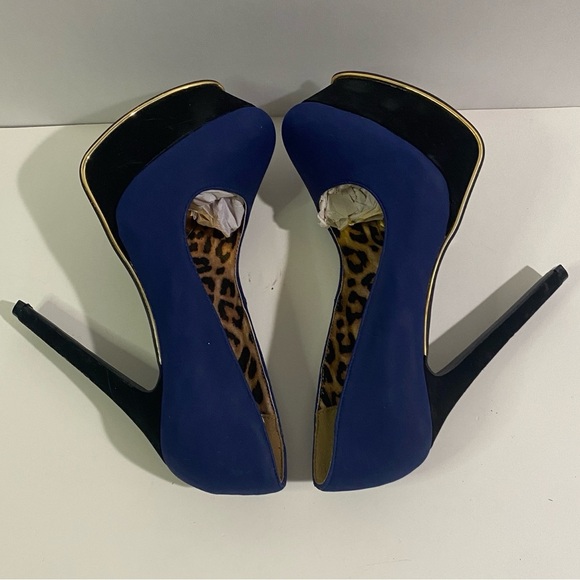 Qupid Women's 8 Blue Heels - Picture 5 of 8
